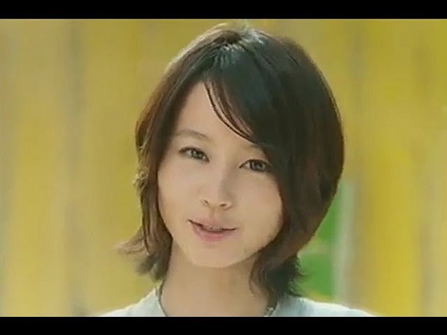 いいなCM ロッテ ぎゅぎゅと 堀北真希 「バス停篇」 - YouTube