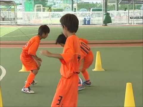 わんぱくドリブル軍団 JSCCHIBA 育成の極意 Vol 2 - YouTube