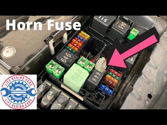 VW Golf Horn Fuse Location - YouTube
