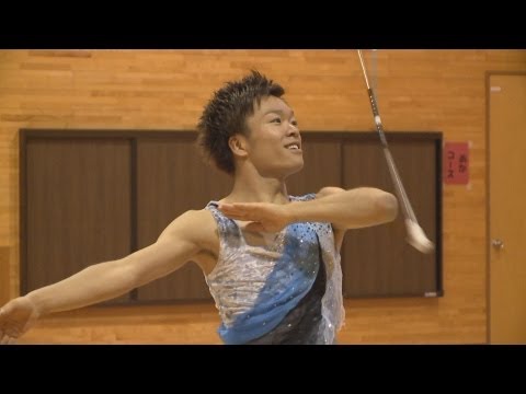 バトントワリング、いつか五輪の舞台に 世界選手権優勝の駒田圭佑