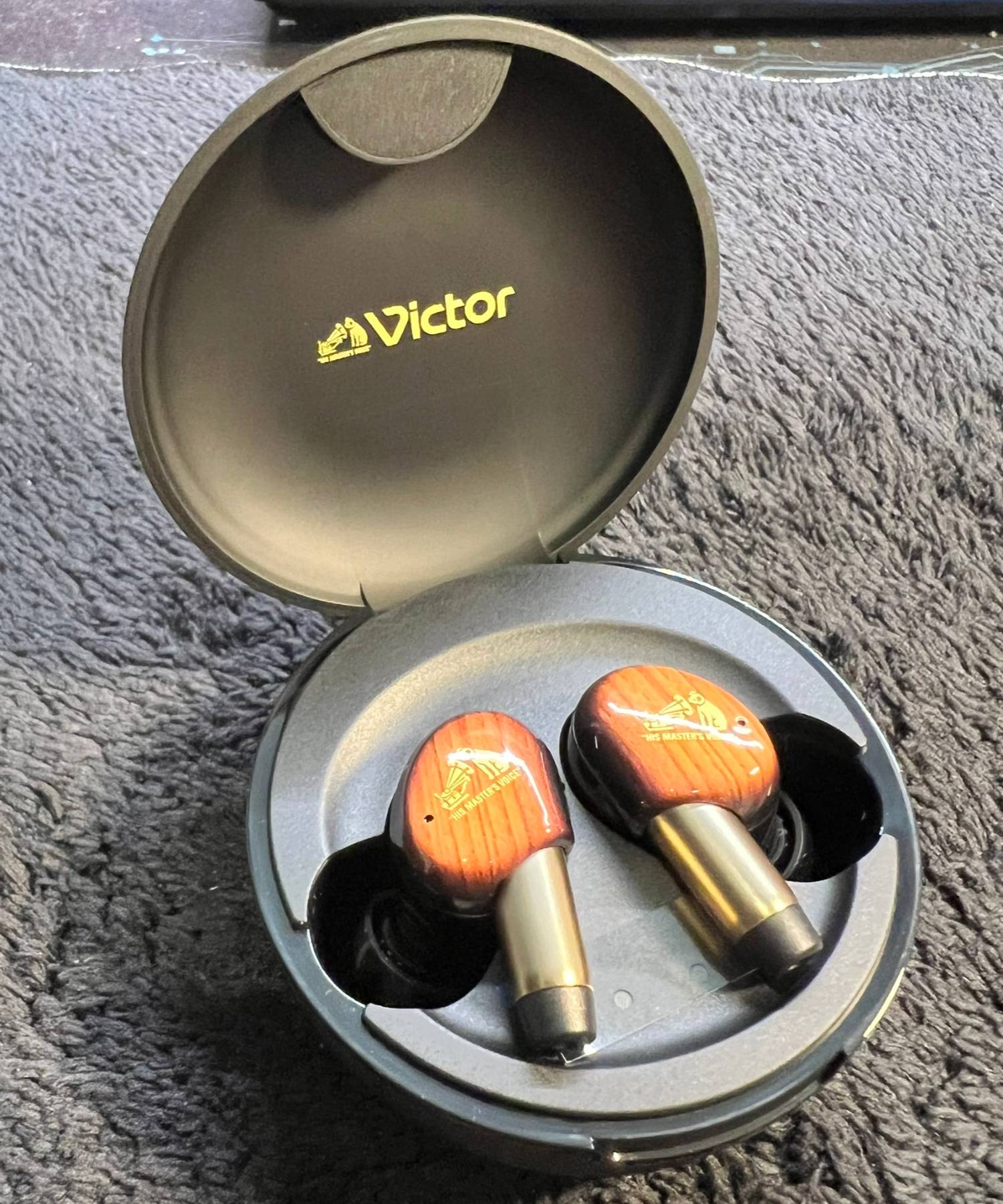 心得] Victor WOOD master HA-FW5000T - 看板Headphone - 批踢踢實業坊