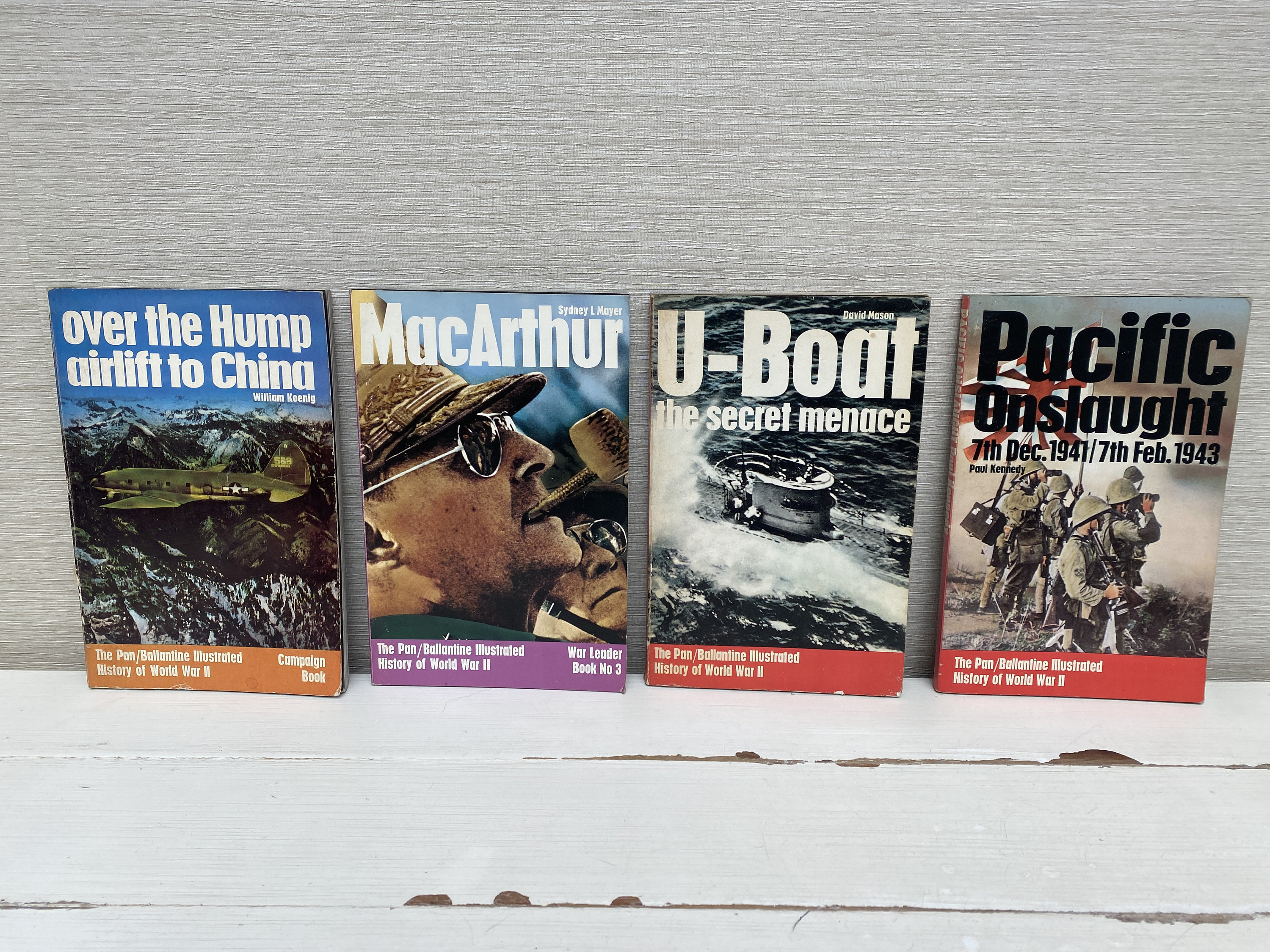 Pan / Ballantine Vintage Illustrated History of World War II