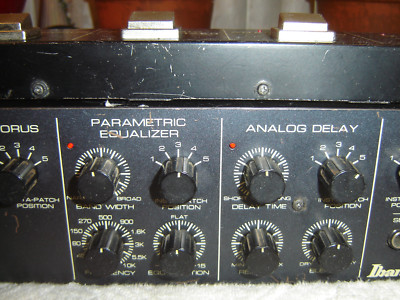 Ibanez UE405 Multi Effects, Original Black Version with Footswitch