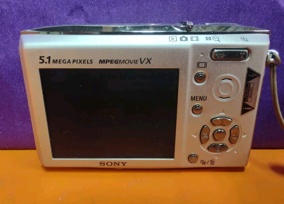 Sony Cyber-Shot DSC-T5 Carl Zeiss Vario Tessar Digital Camera 5.1