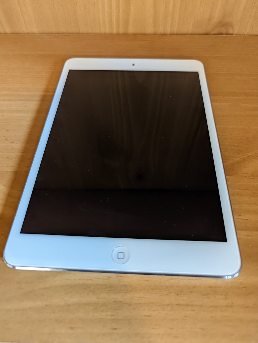 Apple iPad Mini 2 16GB, Wi-Fi, 7.9in - Silver | eBay