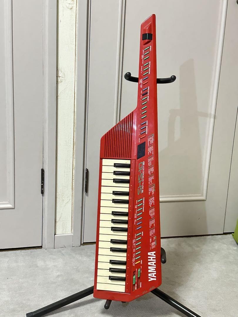 Yamaha SHS-10 Digital Shoulder Key MIDI Synthesizer Keytar