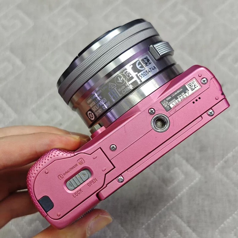 Sony Alpha a5000 Pink 20.1 MP Digital Camera with Sony OSS 16-50mm