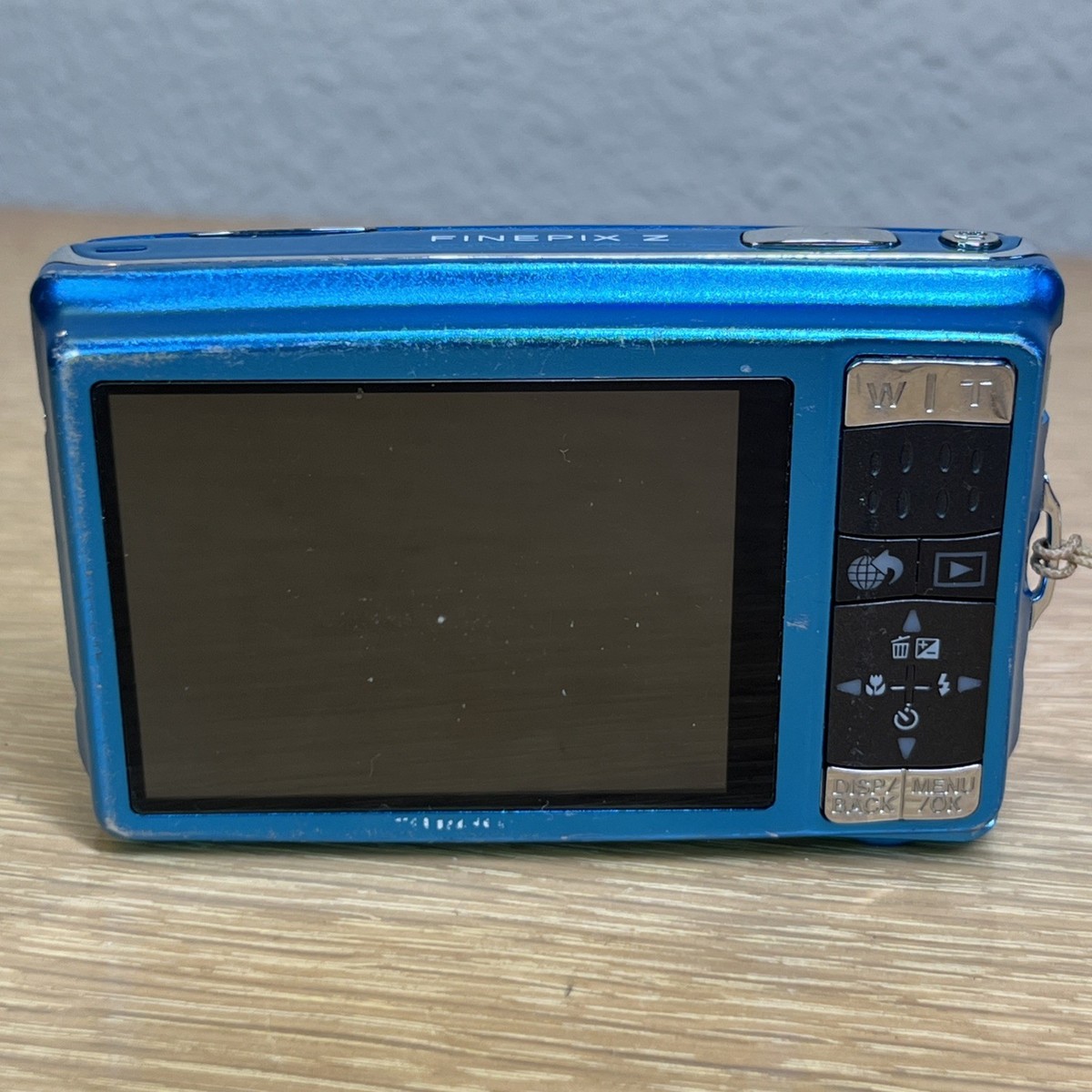 Fujifilm FinePix Z Series Z70 12.2MP Digital Camera Blue READ