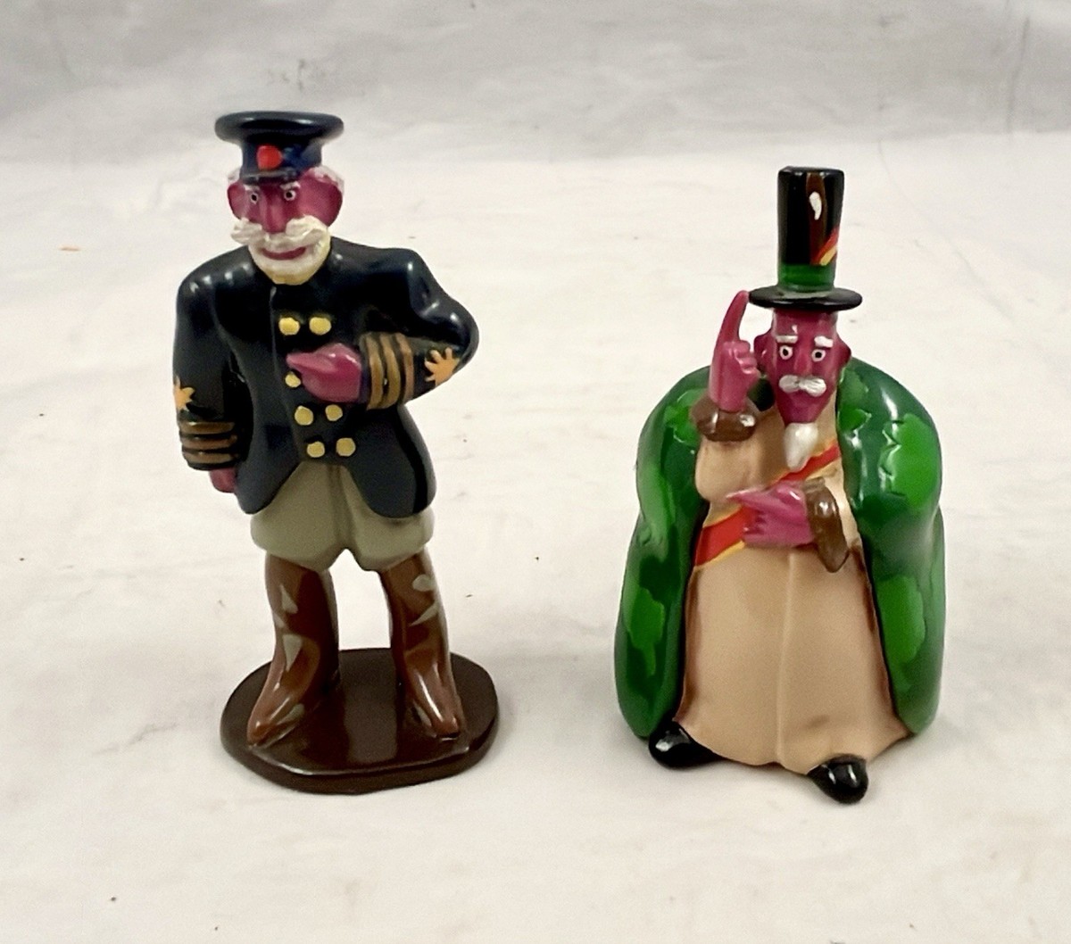 BEATLES! Gartlan Yellow Submarine w/ Stage Stand 11 Pc. Set