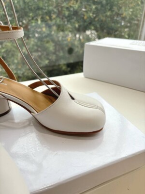 Maison Margiela womens Tabi Size 38 | eBay