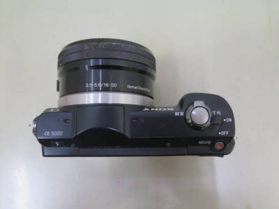 Sony Alpha a5000 20.1MP Black Digital Camera 16-50mm lens Japanese