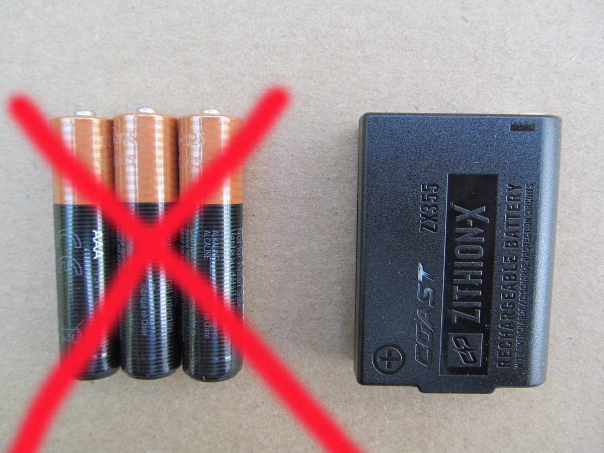 Coast Zithion-X ZX355 3x AAA Size Lithium Li-ion USB-C battery