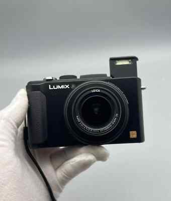 Panasonic DMC-LX7 Compact Digital Camera Lumix LX7 3.8x Zoom 10.1
