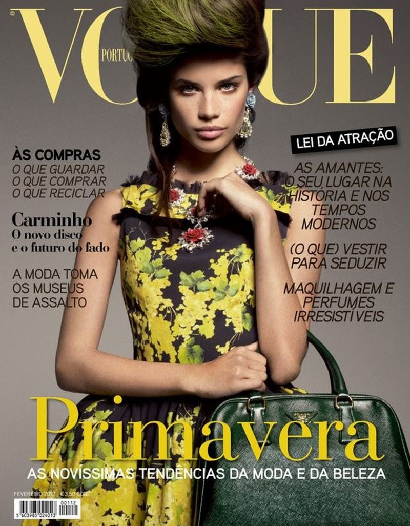 女性情報誌 Vogue Portugal Magazine November 2020 女性情報誌 Vogue