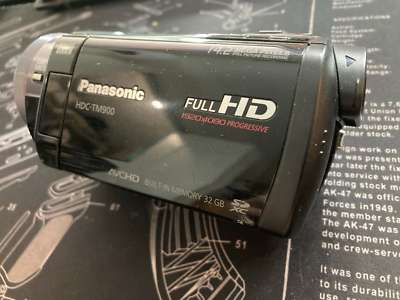 Panasonic HDC-TM900 HD Camcorder. 32GB Internal Memory HDC-TM900P