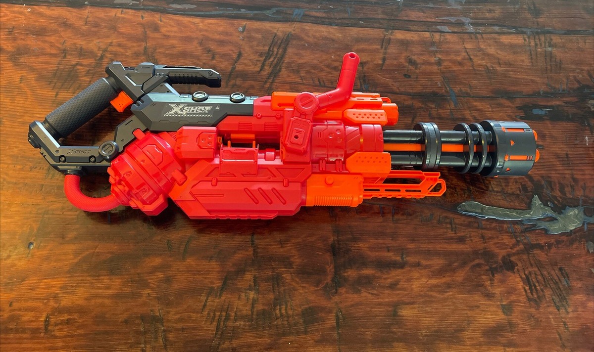 XSHOT Crusher by ZURU, Red Foam Dart Blaster Excel GX-001 Toy Gun