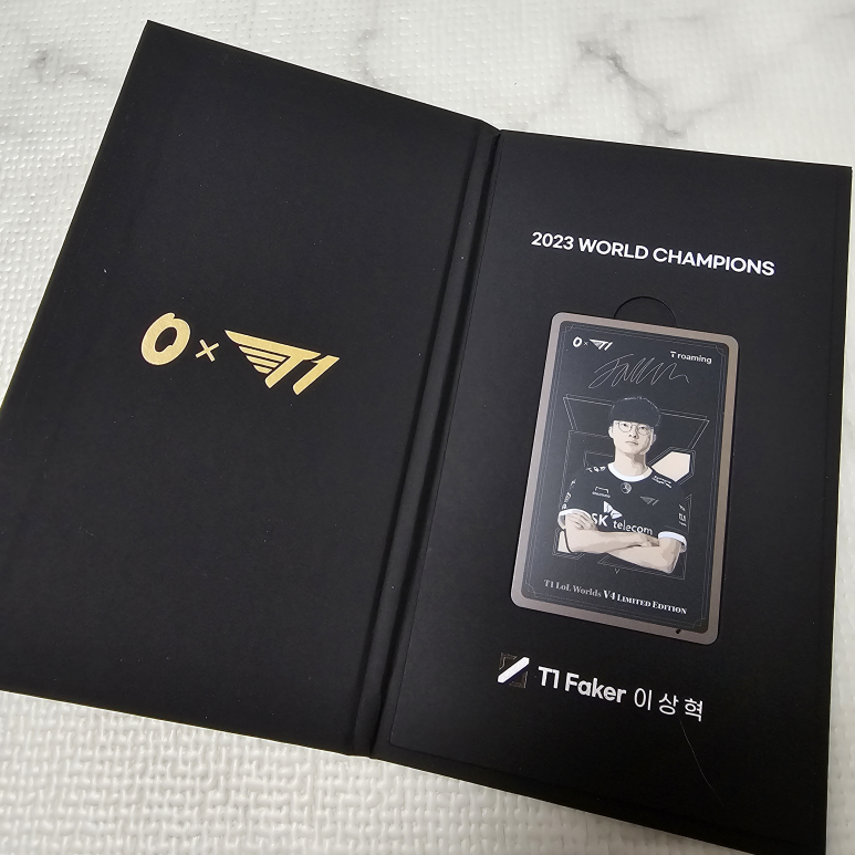 Faker Card 2023 LoL Worlds V4 Champion T1 Limited Edition | eBay
