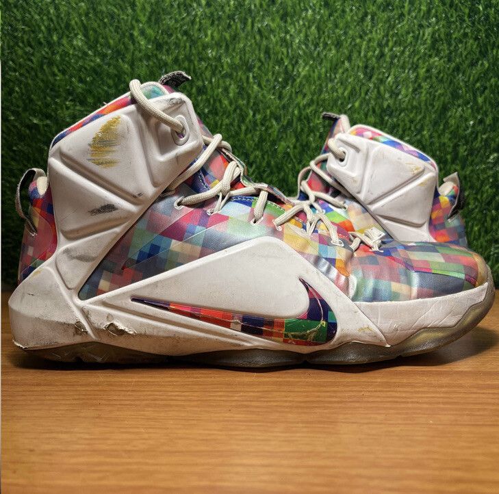 Nike LeBron 12 XII EXT Prism Finish Your Breakfast Size 11