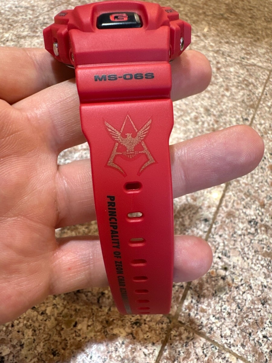 Casio G-Shock DW-6900FS Gundam MS-06S Zaku II Red dw-6900
