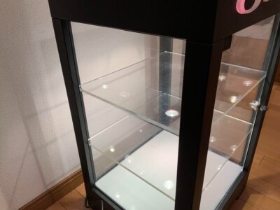 Oakley sunglasses case cabinet display 3 tiers for store use