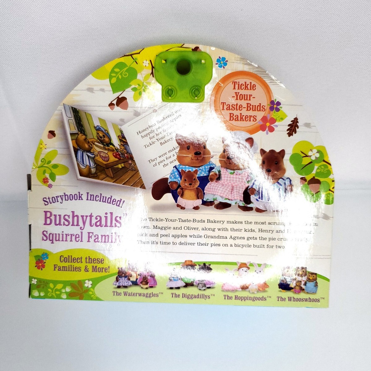 Li'l Woodzeez Bushytails Squirrel Family Set with Storybook 6008A