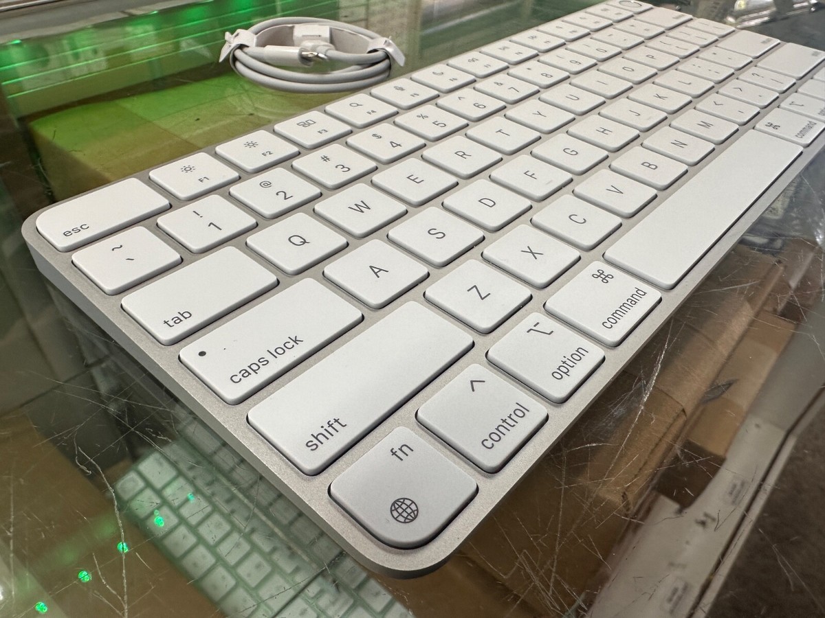 Genuine Apple Magic Keyboard w/ Touch ID White / Silver A2449