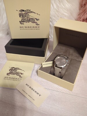 Burberry Womens Watch, Swiss Made Sapphire Crystal 51959, 50M/165
