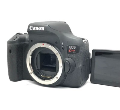 Canon EOS Kiss X8i DSLR Camera with Lens Kit - 18-55mm Excellent