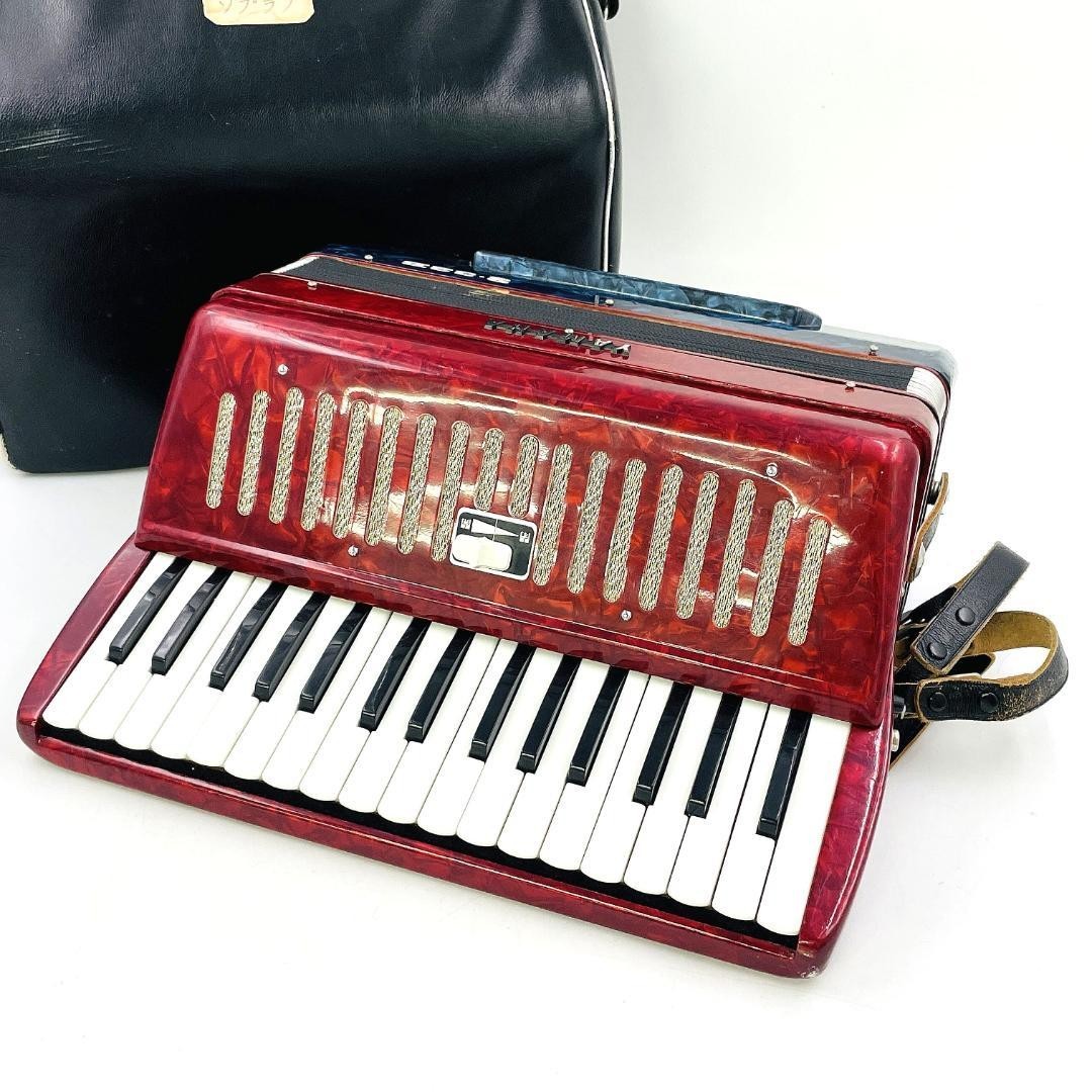 YAMAHA Accordion S-32B Keyboard Musical Instruments Red USED Japan