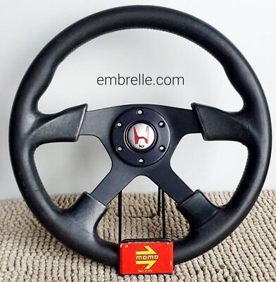 MOMO Honda Access F 1 RARE Leather Steering Wheel EE9 EG6 EK9 DC2