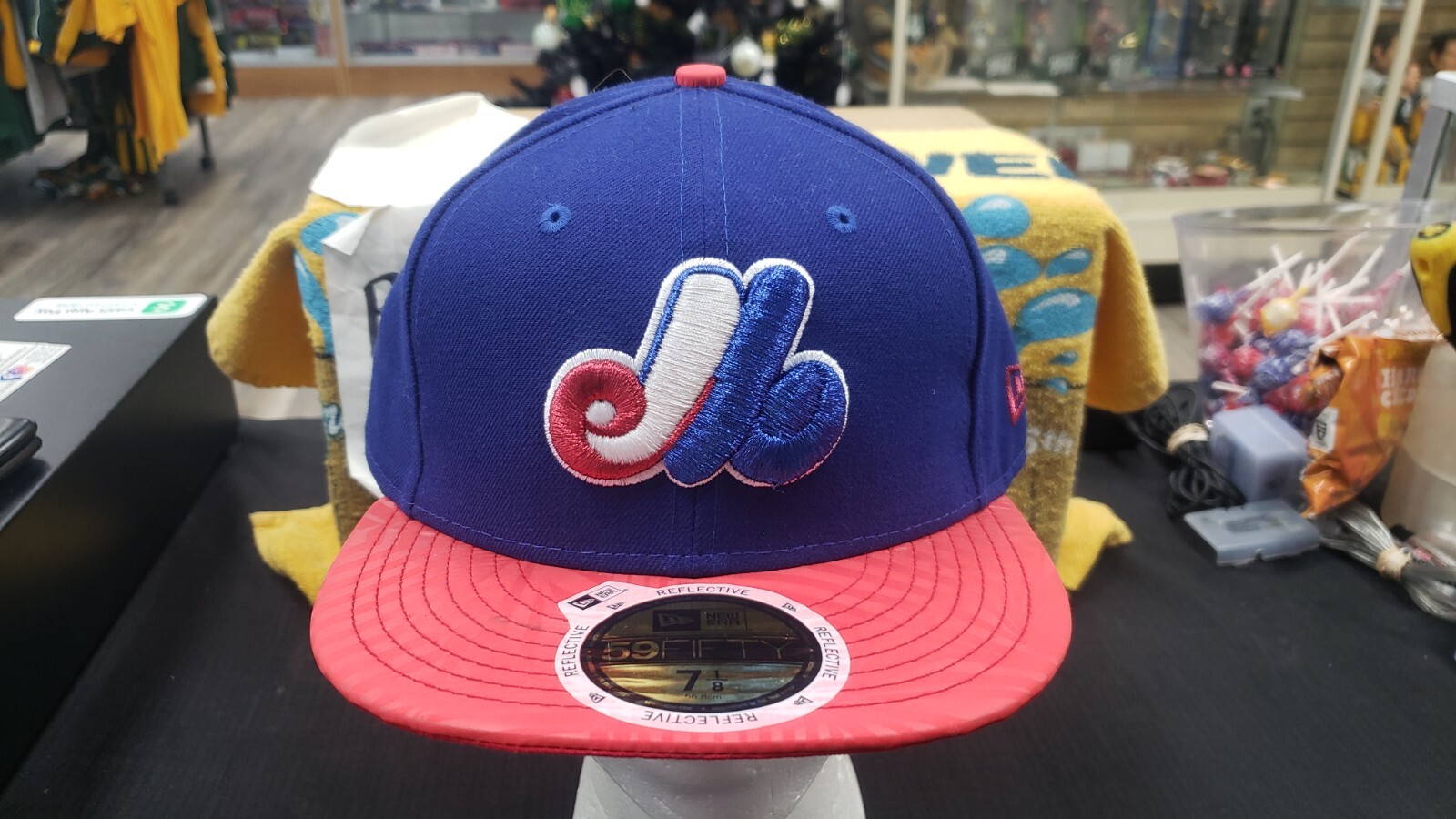 NWT MLB MONTREAL EXPOS LOGO RELECTIVE FITTED CAP HAT NEW ERA