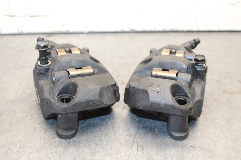 13-18 KAWASAKI NINJA ZX6R RIGHT LEFT FRONT BRAKE CALIPER SET PAIR