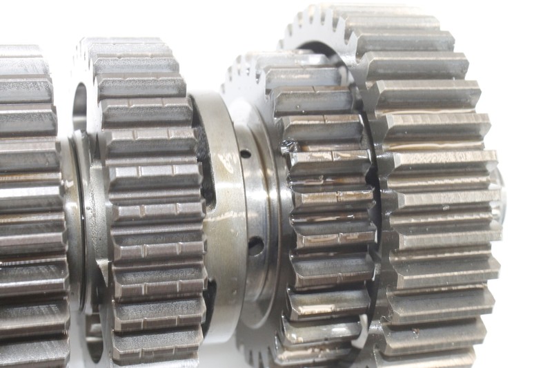 2005-2006 Kawasaki Ninja ZX6R 636 Transmission Tranny Gears Shaft