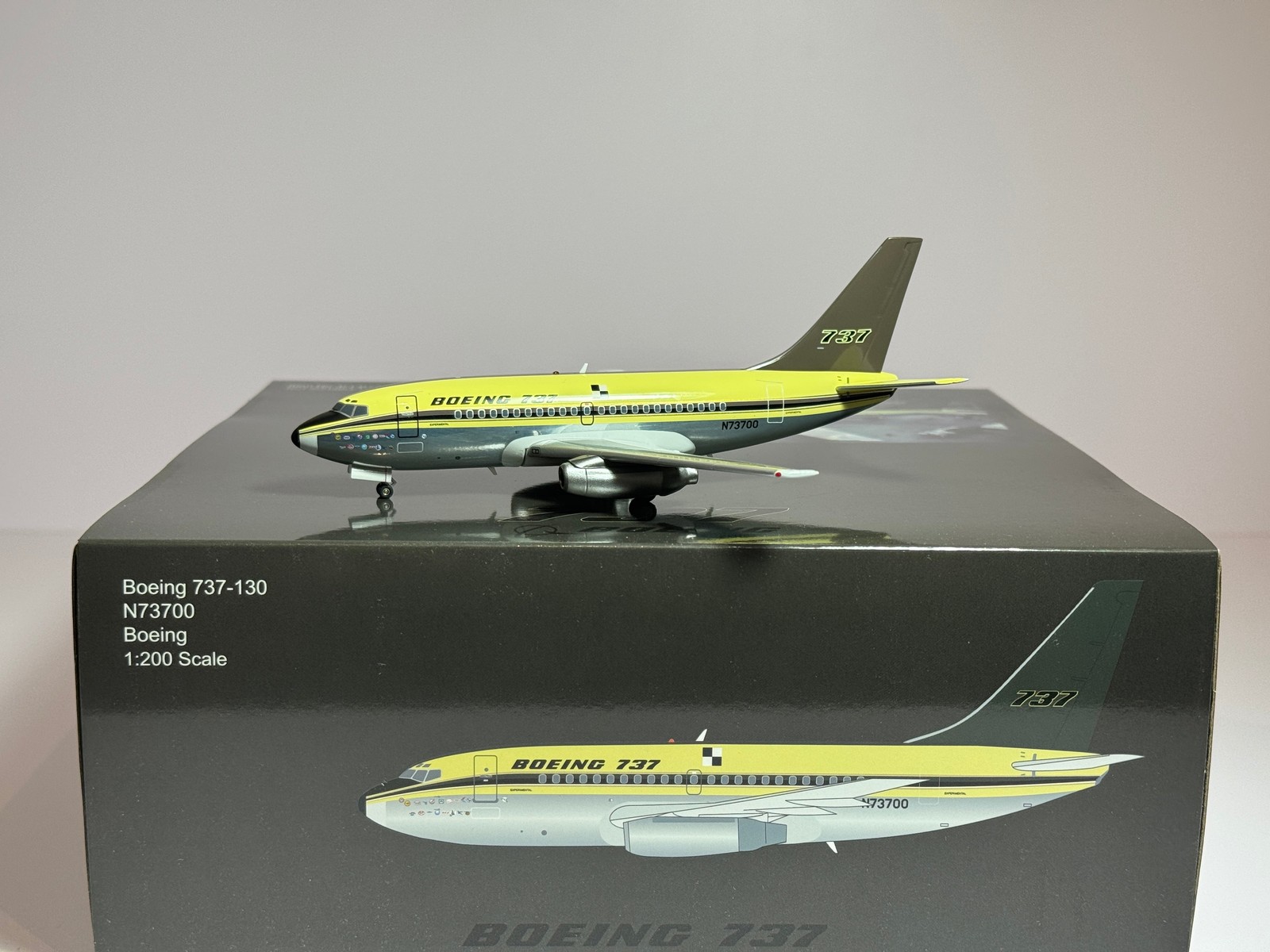 Inflight 1:200 House Colors Boeing 737-100 N73700 experimental KJ