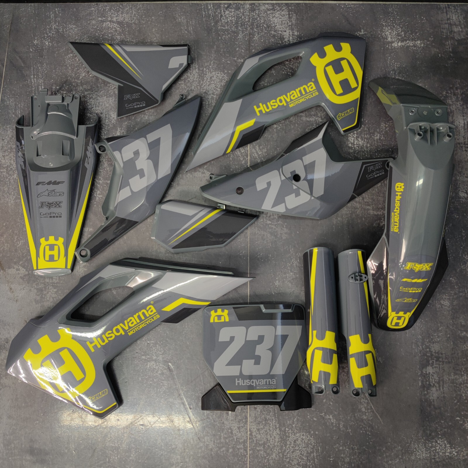 Plastics + Graphics Husqvarna TC FC FX TX 125 150 250 300 350 450