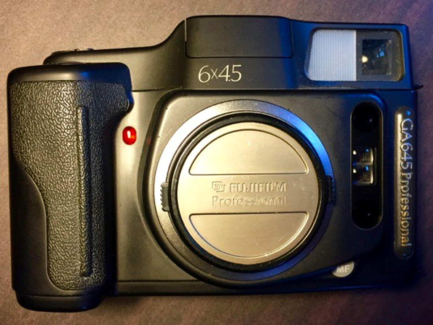 Unrequited love: The Fuji GA645 Professional - EMULSIVE