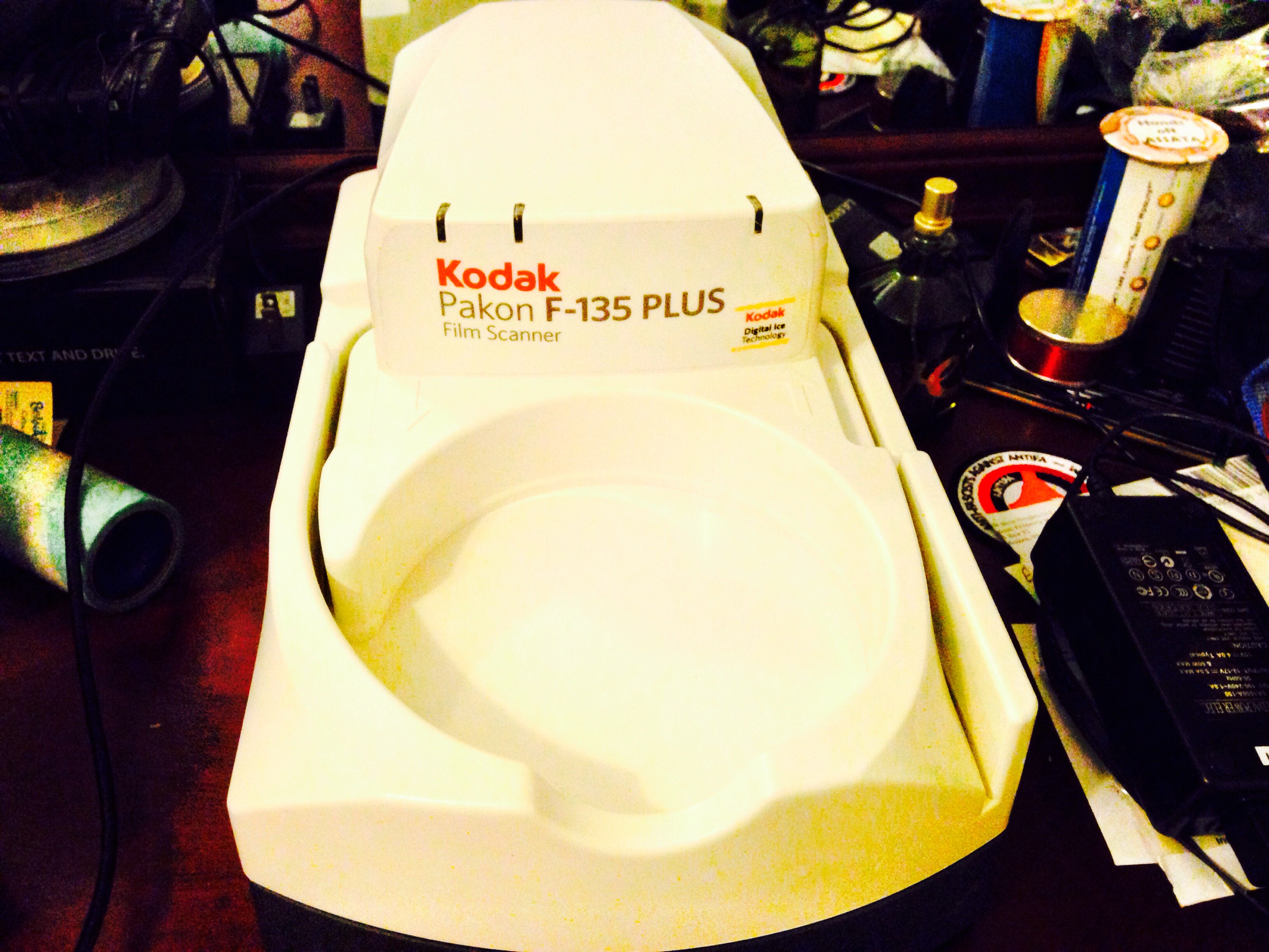 The Kodak / Pakon F135 Scanner – Street Wolf Photography