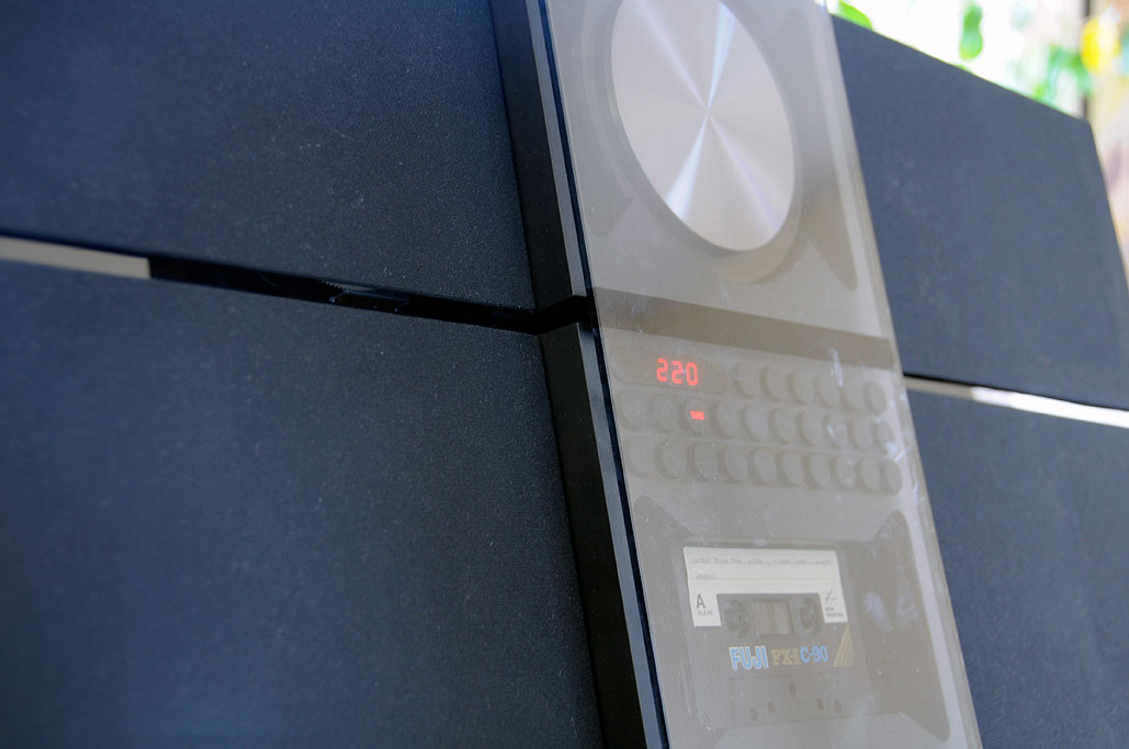 Bang & Olufsen: Beosound Century | RainyDayMagazine