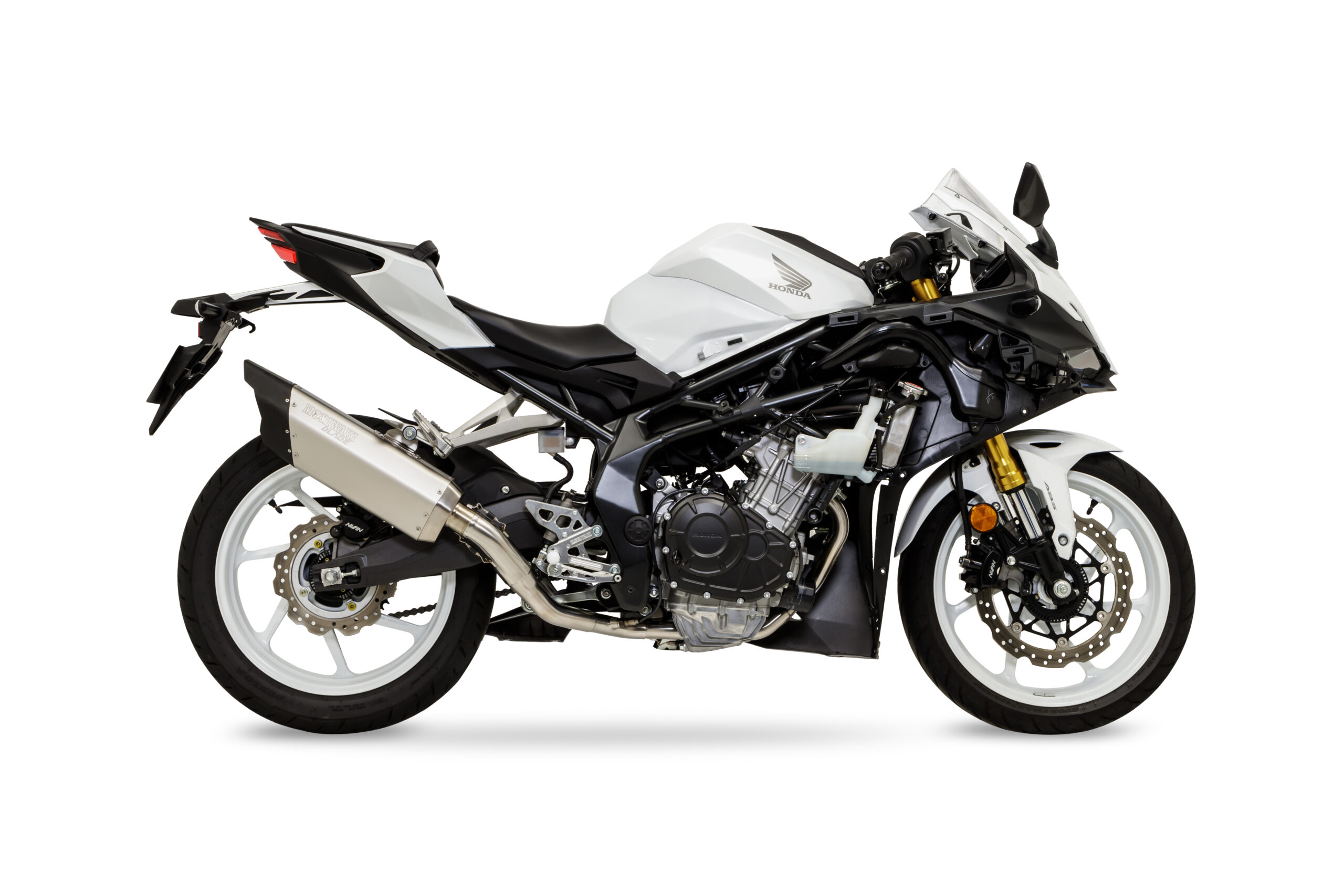 23-CBR2500013-scaled.jpg?ssl=1