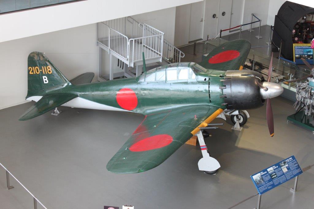 ヤマトミュージアム 零式艦上戦闘機 – Towing Caravan with Land Rover