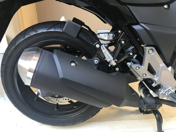 Vストローム250 スリップオンマフラー ヨシムラR77S | yona Motorcycle