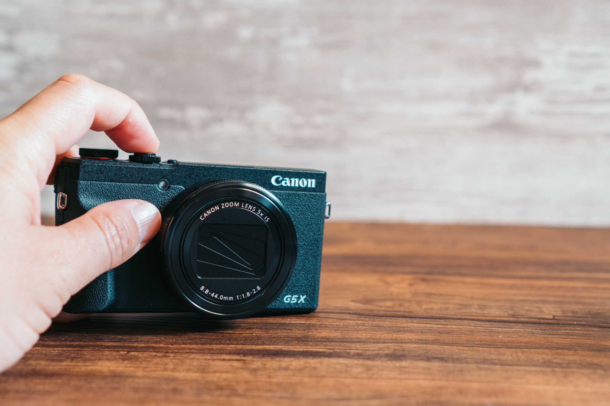 G5X Mark II レビュー | 24-120mm F1.8-2.8のレンズは最高でした