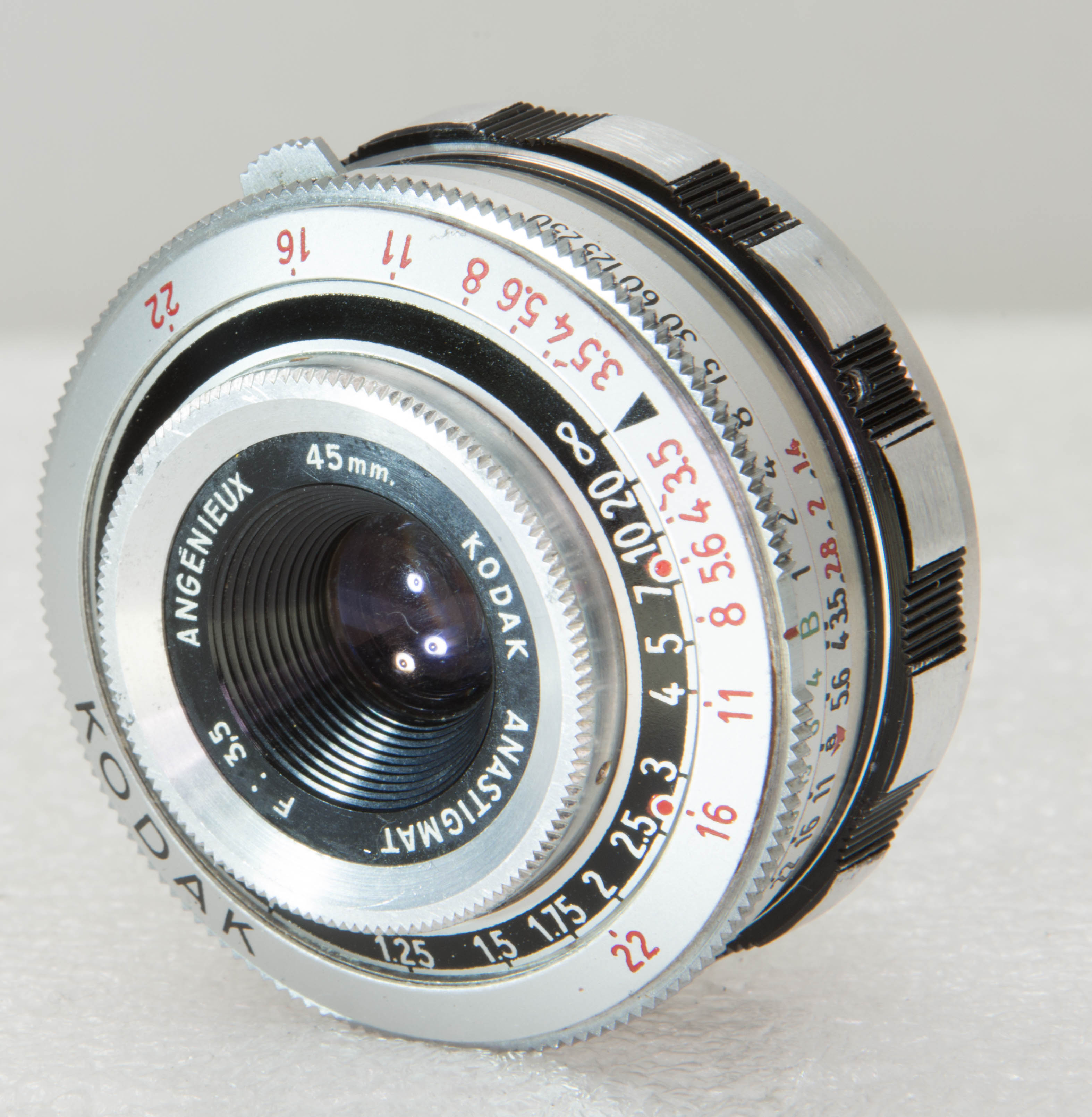 KODAK ANASTIGMAT F:3.5 ANGENIEUX 45mm【Kodak retinette f】【L39