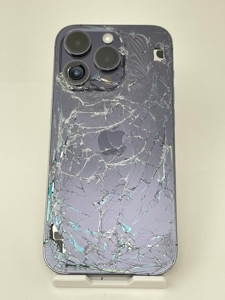 エ*ン様 Apple iPhone 14 Pro 本体 画面上部割れ iPhone14 Pro Maxの