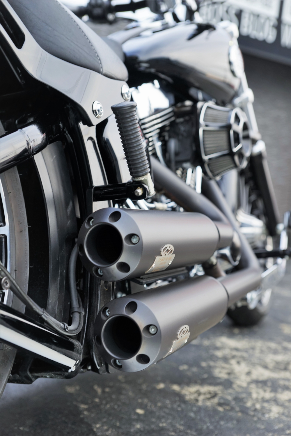 FXBRSブレイクアウト合法マフラーの音を♪ | TRIJYA トライジャ T-BOSS