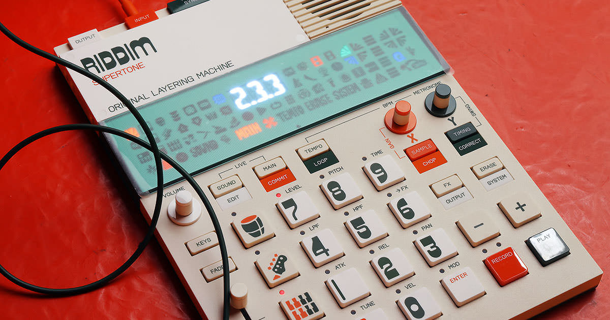 レゲエ／ダブに特化したビート・マシン、teenage engineering EP-40