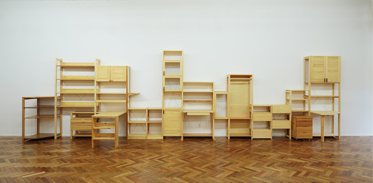 自由に組み替えができる木製システム家具イキクッカ