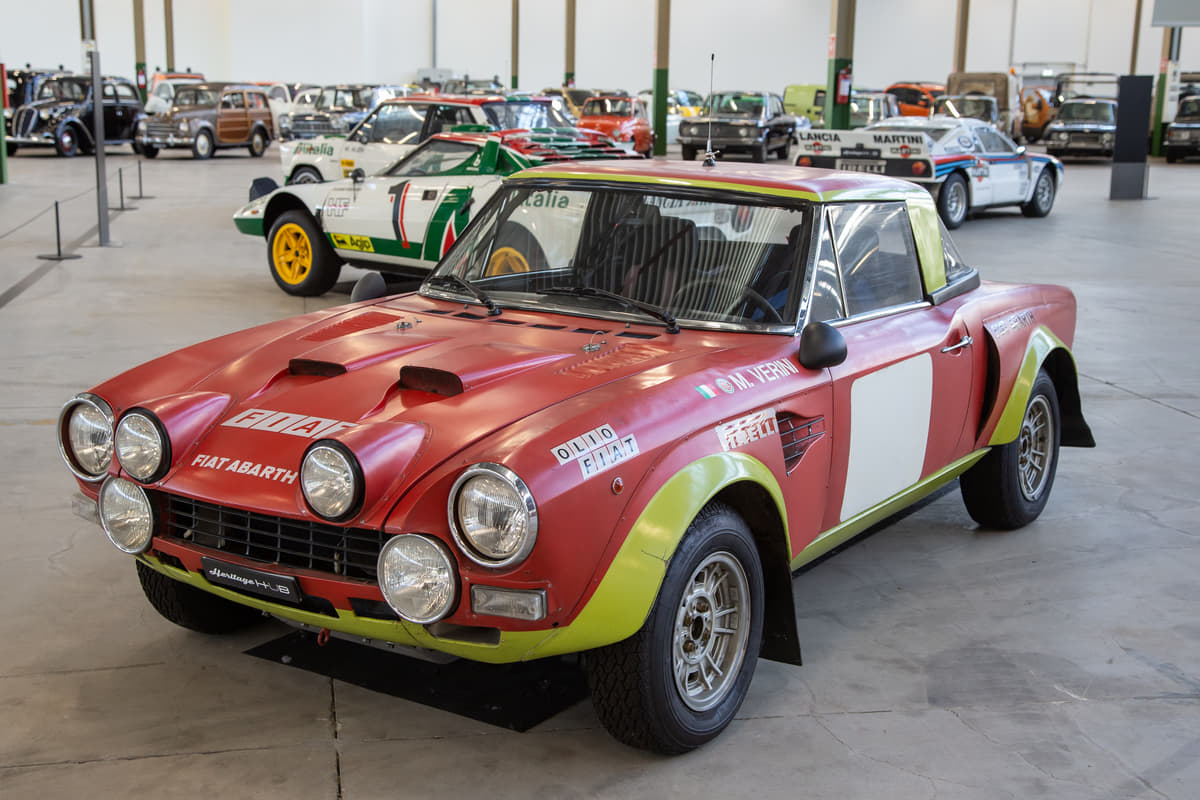 FCAヘリテージHUBで出会った！ カルロ・アバルトが所有した「2400