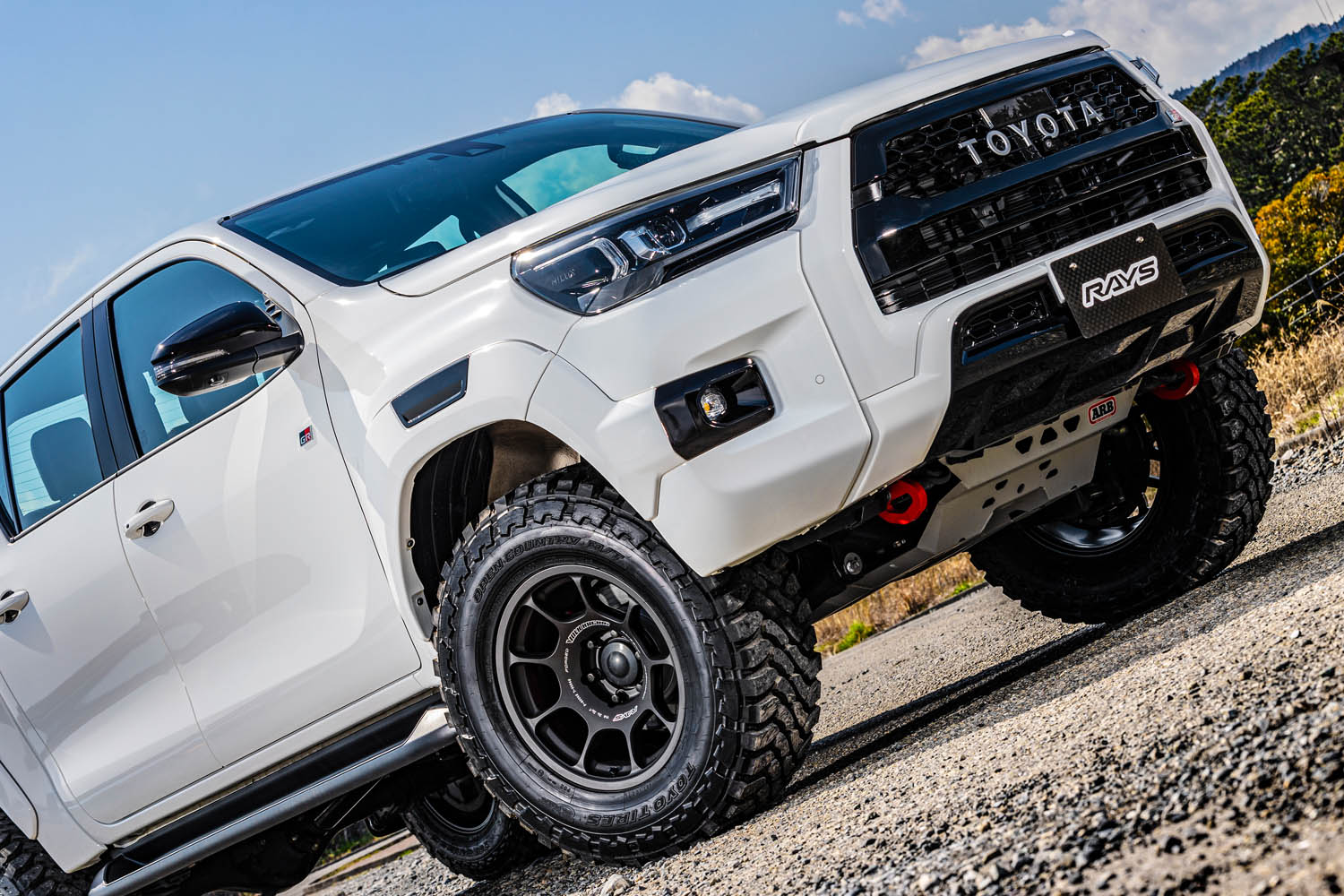 トヨタ「ハイラックス」やジープ「ラングラー」などのゴツ系SUVに