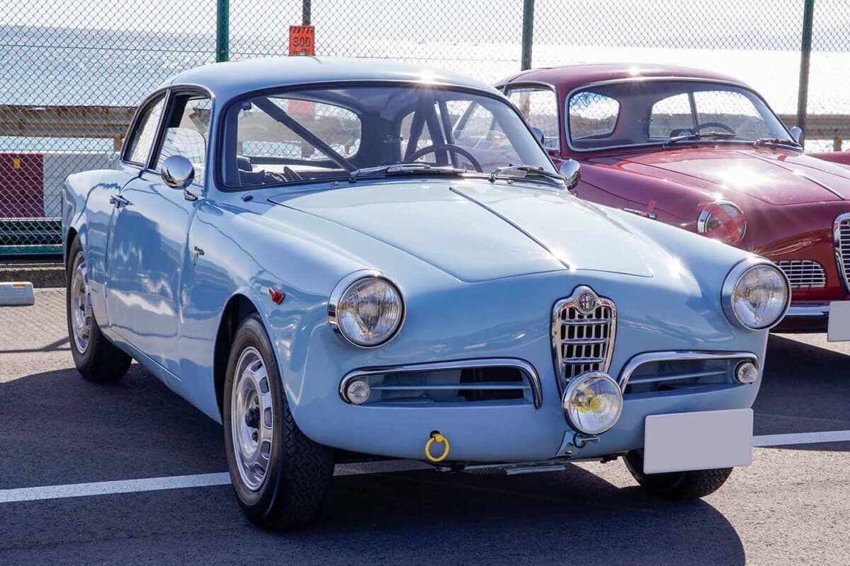 33年間放置プレイされていたアルファ ロメオを4年がかりで公道復帰